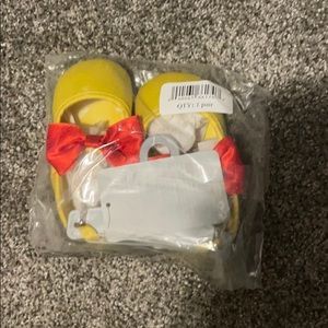 Snow White baby shoes.